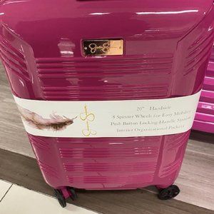 Jessica Simpson Luggage - 20" carry on , " Show Stopper"